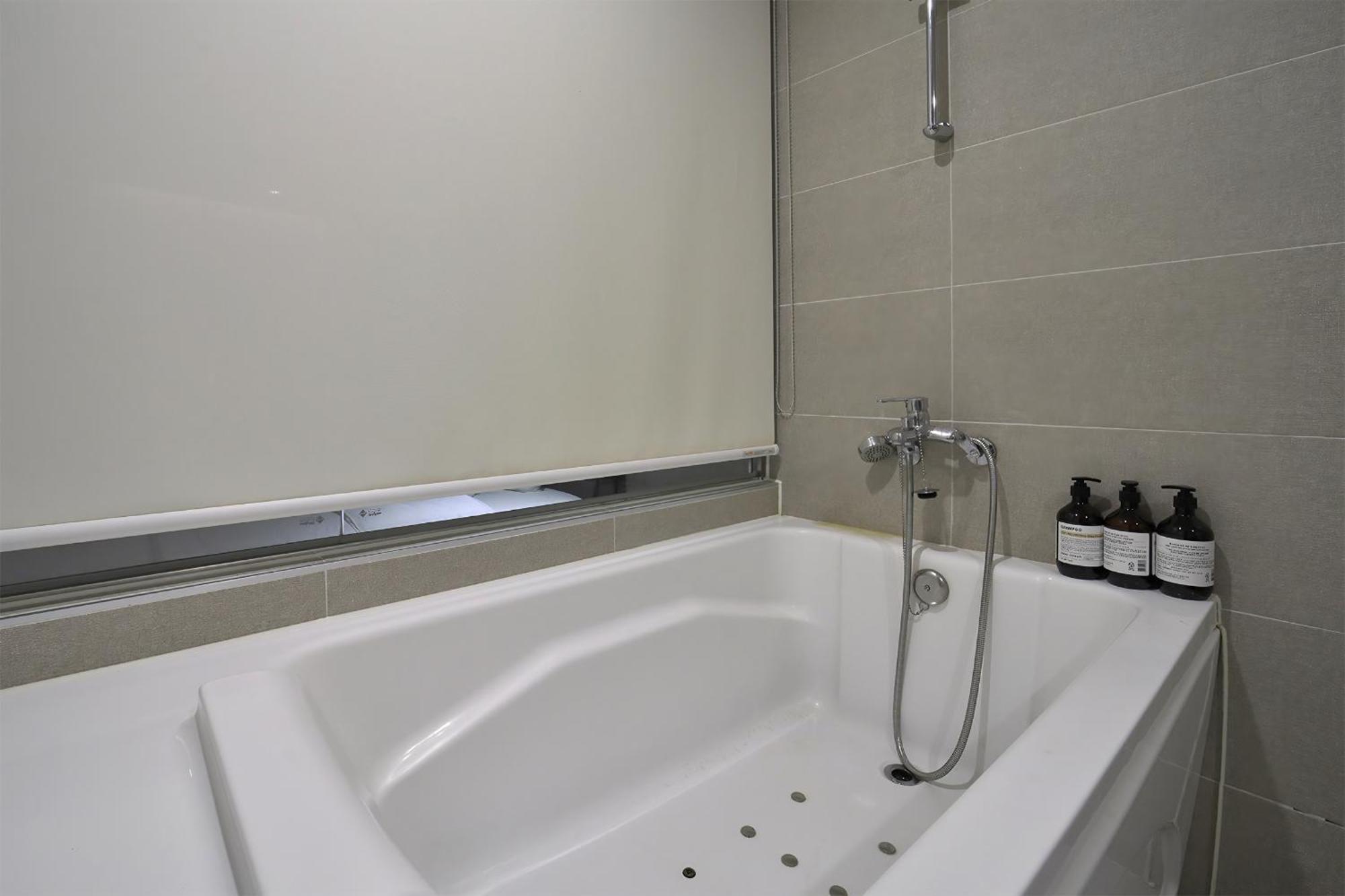 Busan Platinum Hotel Nampo Ngoại thất bức ảnh