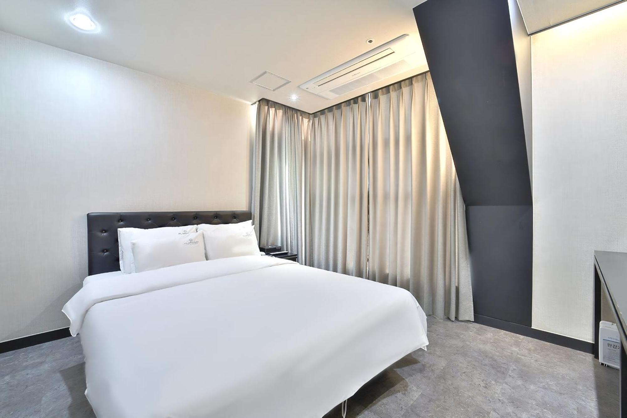 Busan Platinum Hotel Nampo Ngoại thất bức ảnh