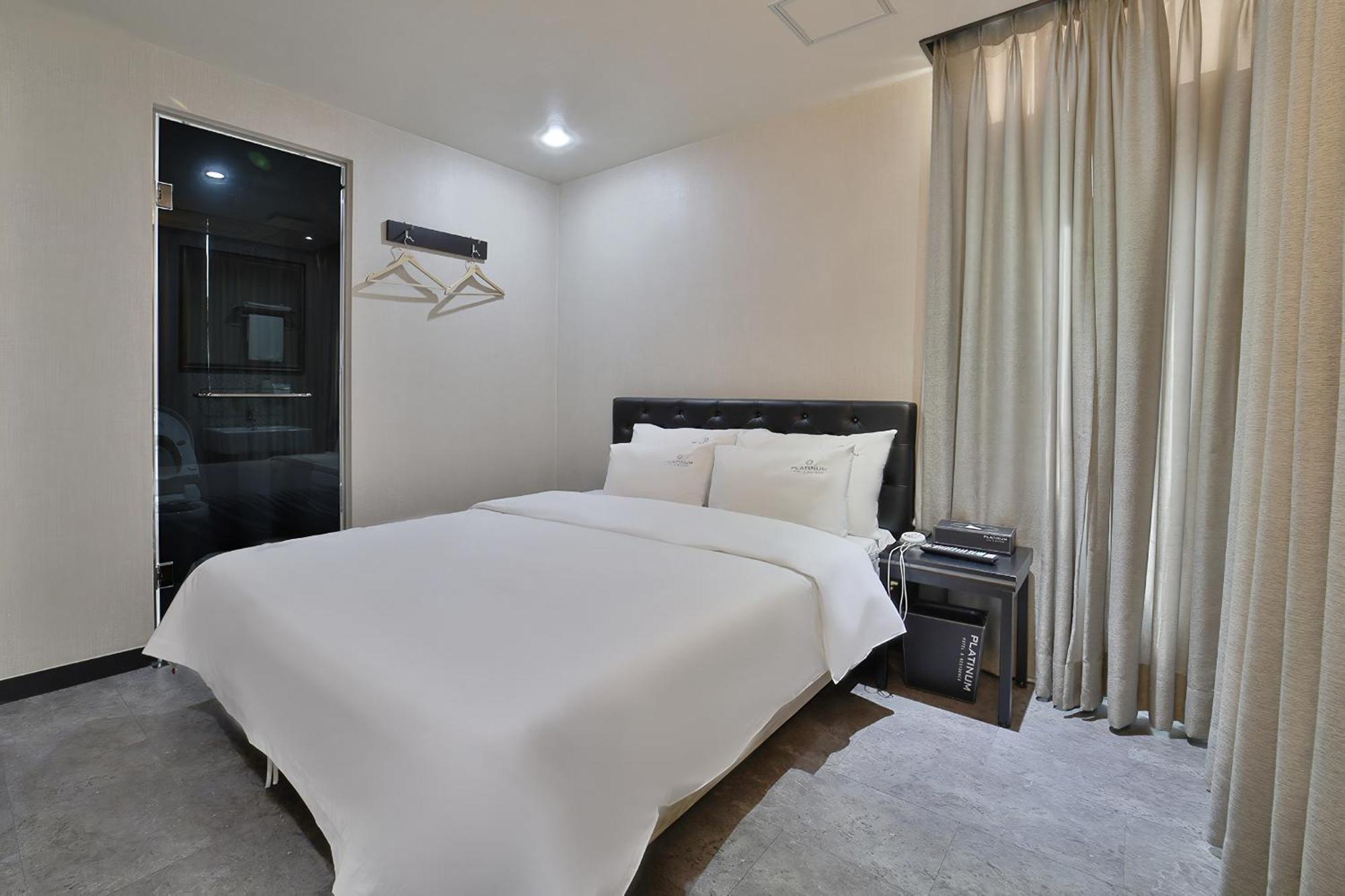 Busan Platinum Hotel Nampo Ngoại thất bức ảnh