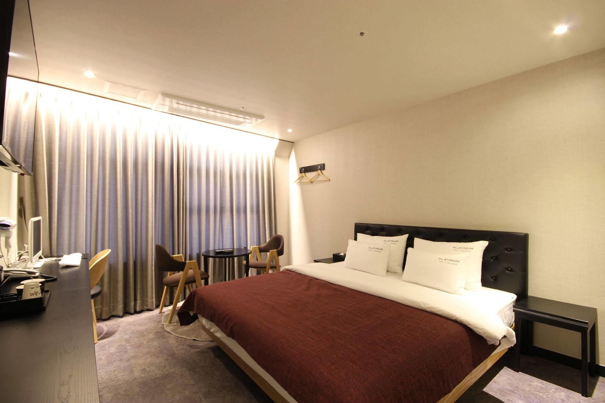 Busan Platinum Hotel Nampo Ngoại thất bức ảnh